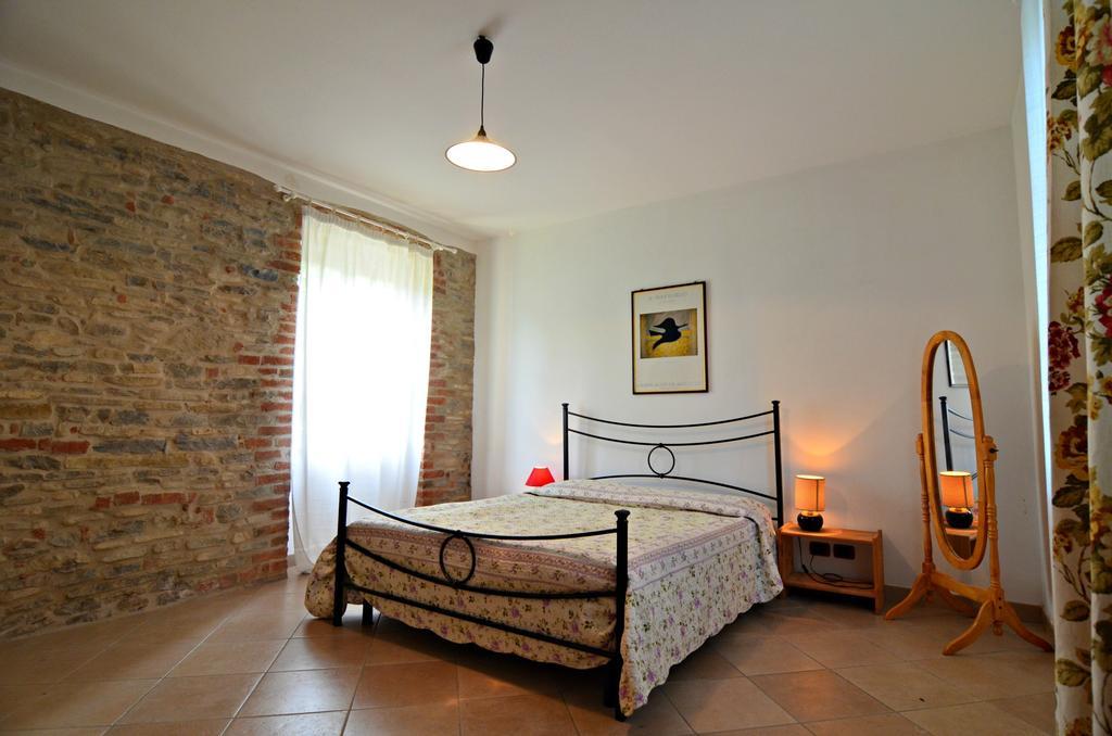 בית הארחה Diano dʼAlba 	Cascina Il Convivio חדר תמונה