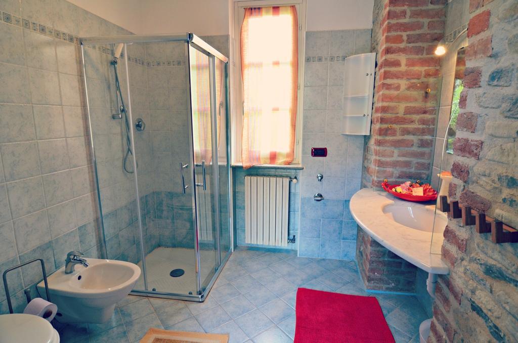 בית הארחה Diano dʼAlba 	Cascina Il Convivio חדר תמונה